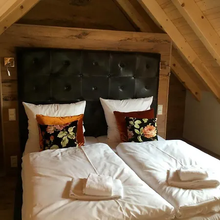 Lindenone Villa Windesheim Buitenkant foto